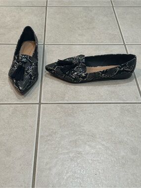 ASOS Black & Gray Snake-Print Pointed Tassel Loafers